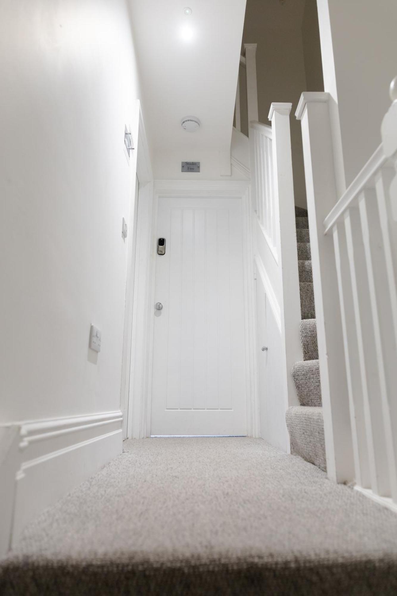 Bay City Studio Apartments Cardiff Kültér fotó
